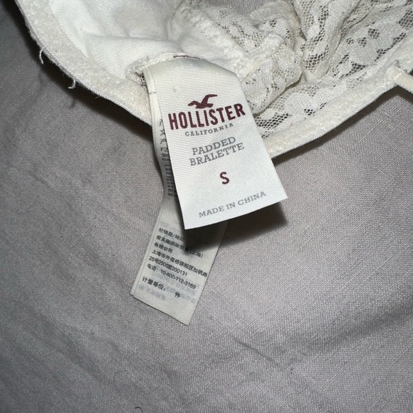 Hollister Lace Bralette in Cream - Picture 4 of 4